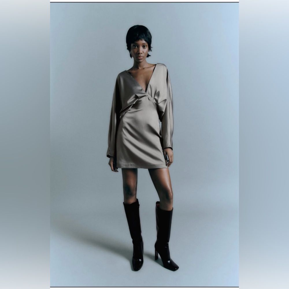 Zara Voluminous Satin Effect Dress, M